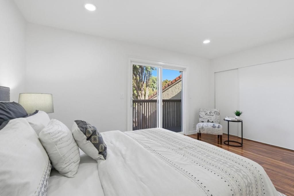 Image 26 of property listing at 117 Mission Drive, East Palo Alto, CA 94303