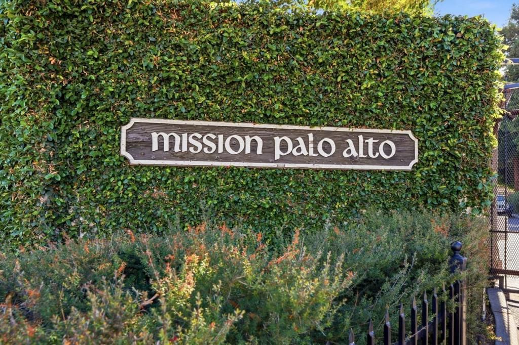 Image 35 of property listing at 117 Mission Drive, East Palo Alto, CA 94303