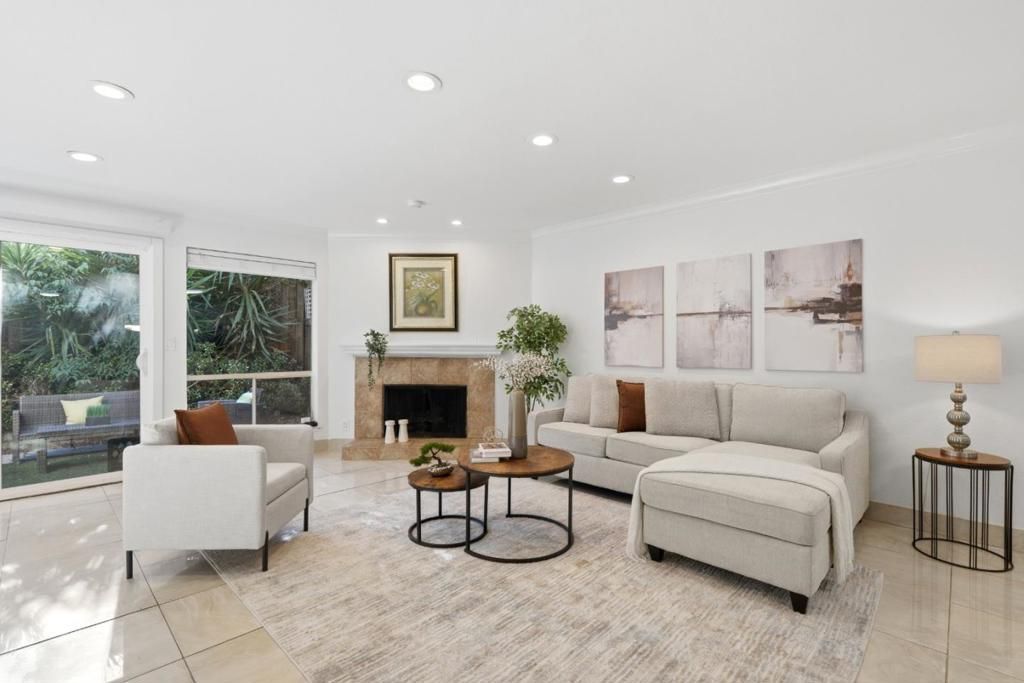 Image 5 of property listing at 117 Mission Drive, East Palo Alto, CA 94303