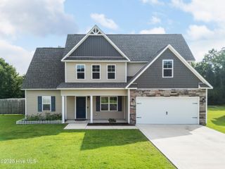 106 Cameo Court, Jacksonville, NC 28540