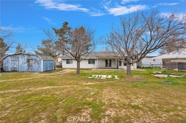 17405 Adobe, Hesperia, CA 92345