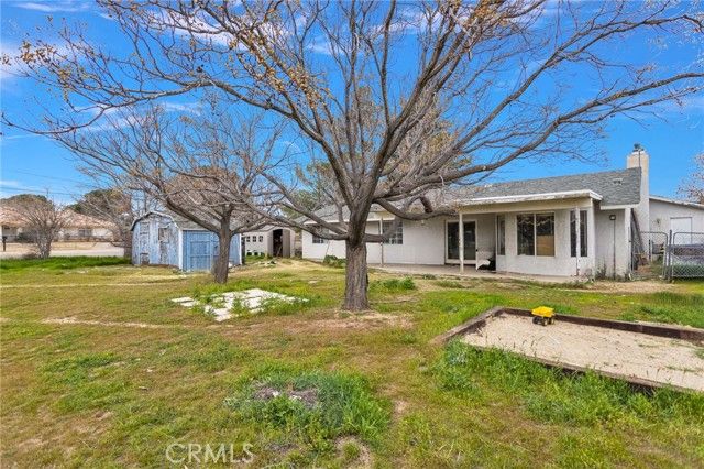 17405 Adobe, Hesperia, CA 92345