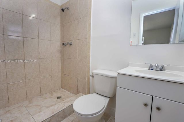 200 SW 64th Way, Pembroke Pines, FL 33023
