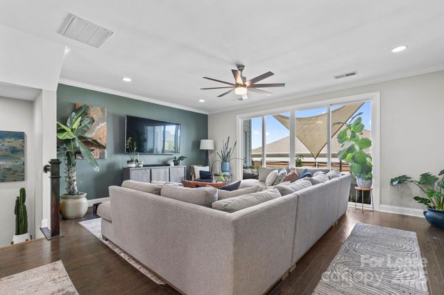 2613 Statesville Avenue, Charlotte, NC 28206