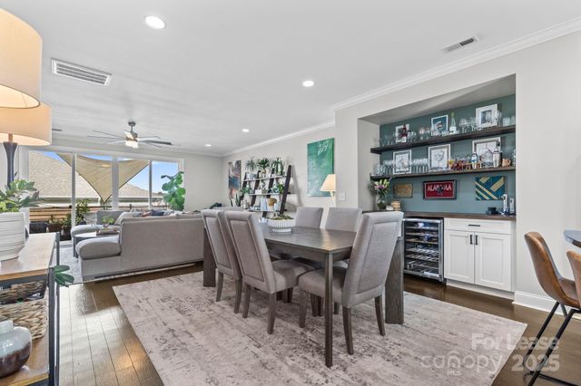 2613 Statesville Avenue, Charlotte, NC 28206