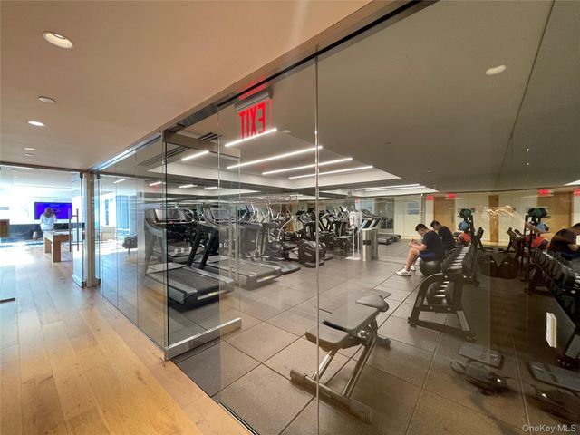 138-35 39th Avenue 6H, Flushing, NY 11354
