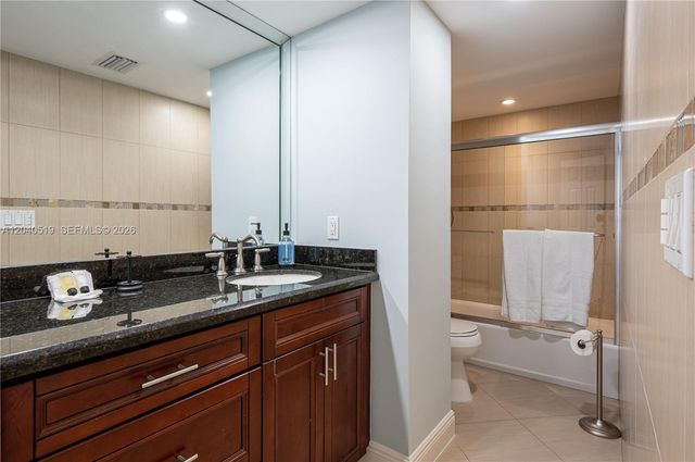 4001 S Ocean Dr 9J, Hollywood, FL 33019