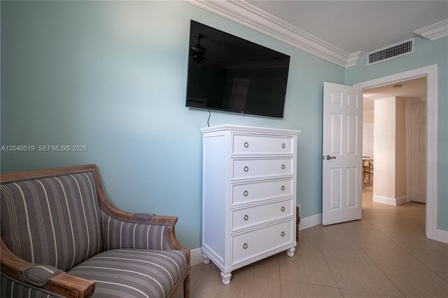 4001 S Ocean Dr 9J, Hollywood, FL 33019