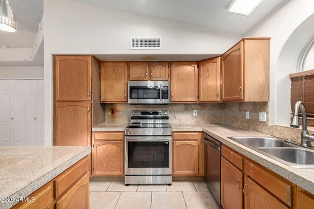 15428 S 23RD Place, Phoenix, AZ 85048