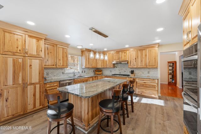 1 Hemlock Drive, New Egypt, NJ 08533