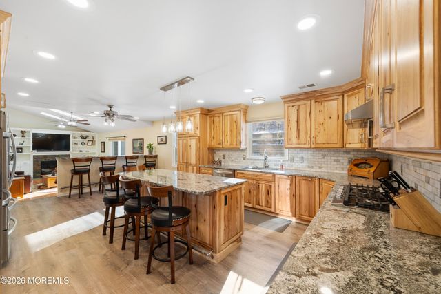 1 Hemlock Drive, New Egypt, NJ 08533