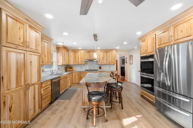 1 Hemlock Drive, New Egypt, NJ 08533