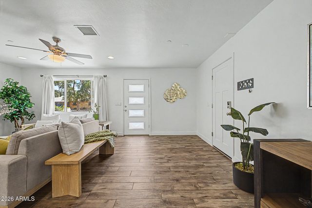 7422 E HUBBELL Street, Scottsdale, AZ 85257