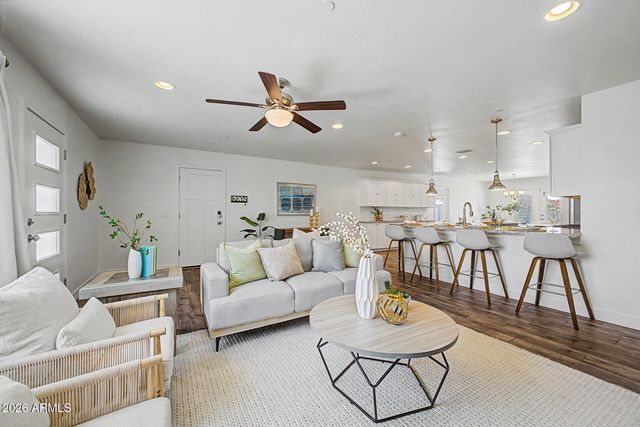 7422 E HUBBELL Street, Scottsdale, AZ 85257