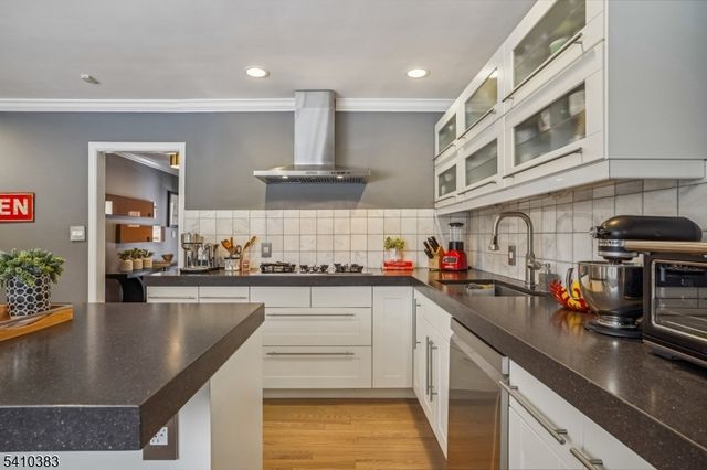 138 Turrell Ave, South Orange Village Twp., NJ 07079