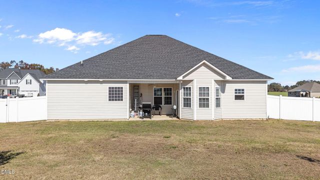 102 Ruth Drive, Pikeville, NC 27863