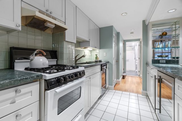 8-9 Ringgold St, Boston, MA 02118