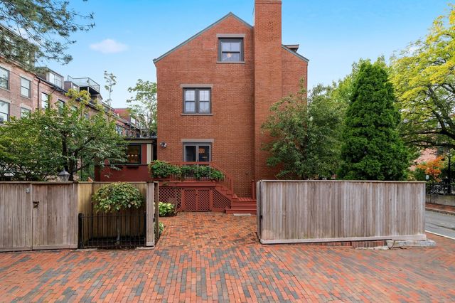 8-9 Ringgold St, Boston, MA 02118