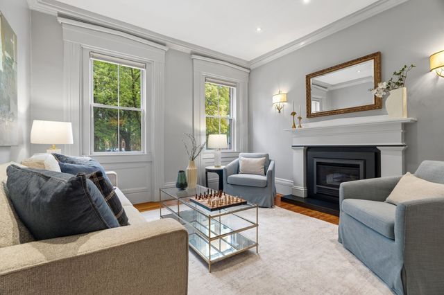 8-9 Ringgold St, Boston, MA 02118