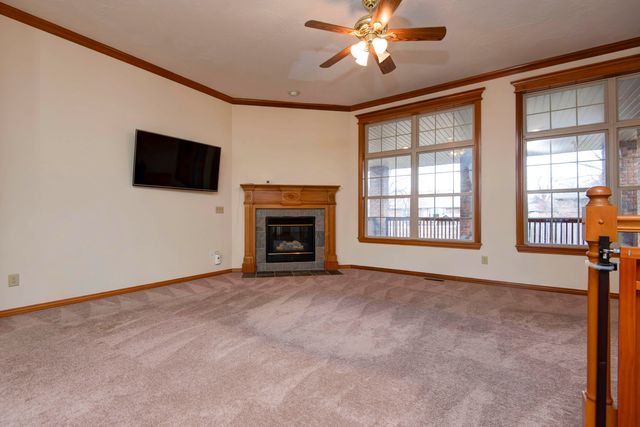 711 Robinwood Lane, Nixa, MO 65714