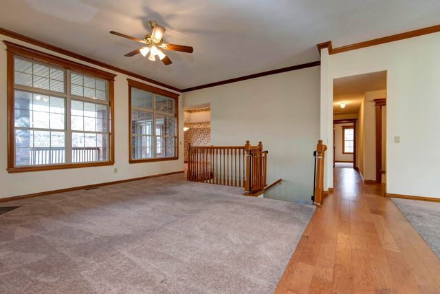 711 Robinwood Lane, Nixa, MO 65714