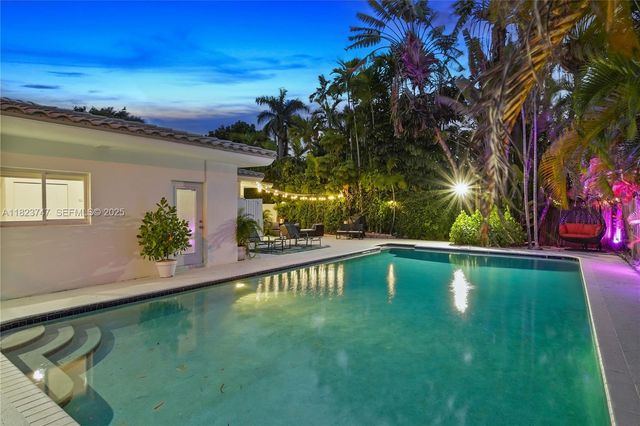 11530 NE 7th Avenue, Biscayne Park, FL 33161