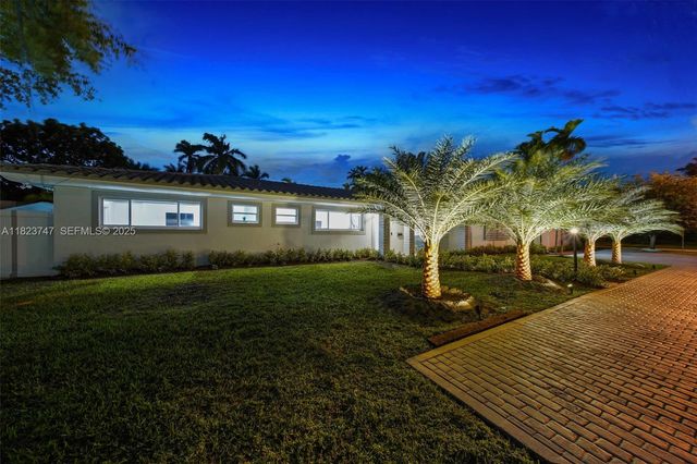 11530 NE 7th Avenue, Biscayne Park, FL 33161