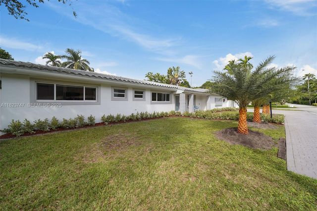 11530 NE 7th Avenue, Biscayne Park, FL 33161
