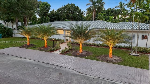 11530 NE 7th Avenue, Biscayne Park, FL 33161