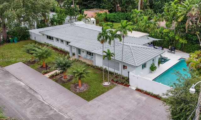 11530 NE 7th Avenue, Biscayne Park, FL 33161