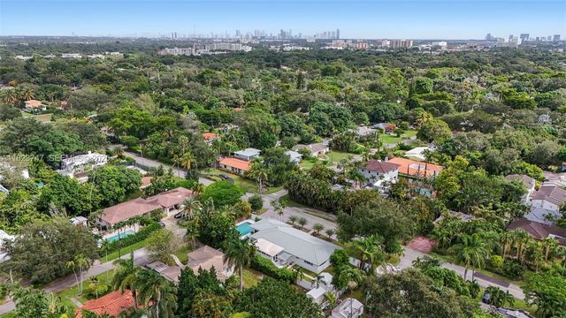 11530 NE 7th Avenue, Biscayne Park, FL 33161