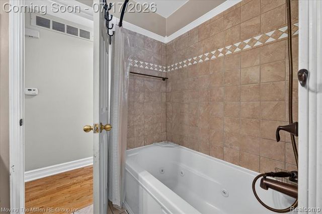 648 S Dowling Street, Westland, MI 48186