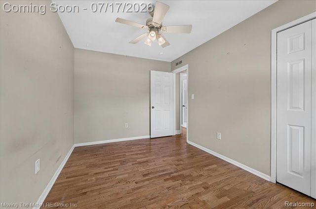 648 S Dowling Street, Westland, MI 48186