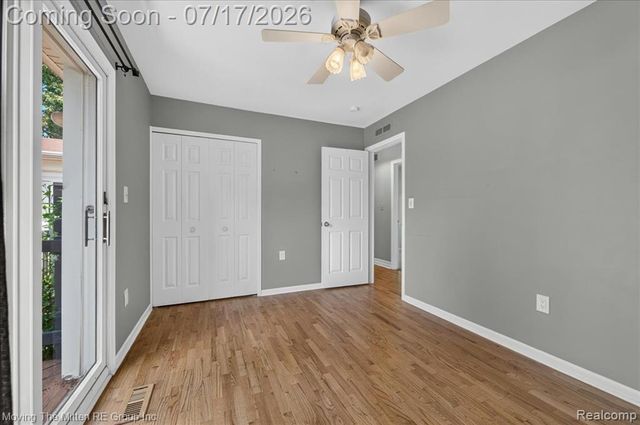 648 S Dowling Street, Westland, MI 48186