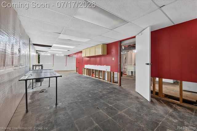 648 S Dowling Street, Westland, MI 48186