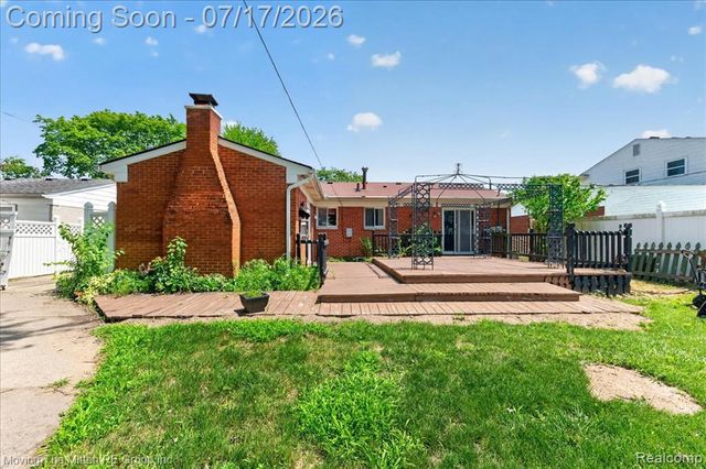 648 S Dowling Street, Westland, MI 48186