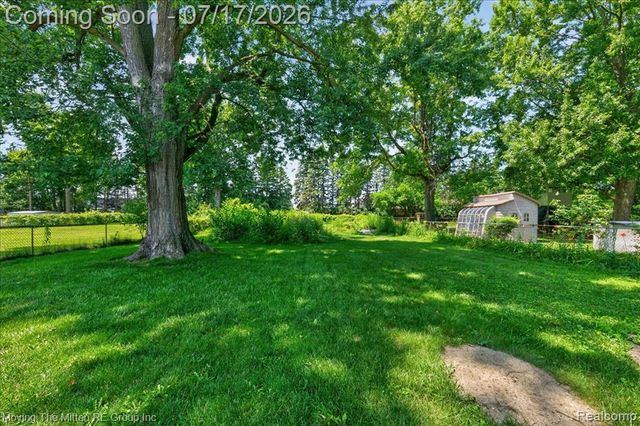 648 S Dowling Street, Westland, MI 48186