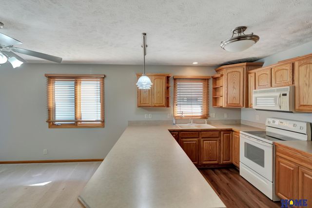 8414 Talon Court, Lincoln, NE 68505