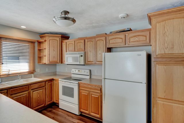 8414 Talon Court, Lincoln, NE 68505