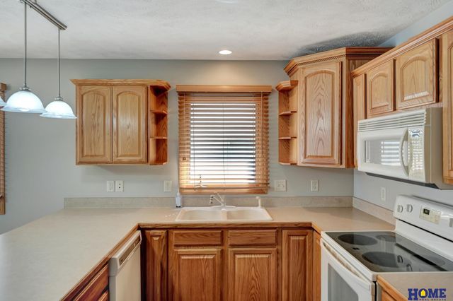 8414 Talon Court, Lincoln, NE 68505