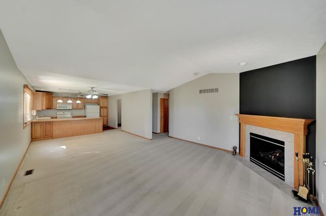 8414 Talon Court, Lincoln, NE 68505