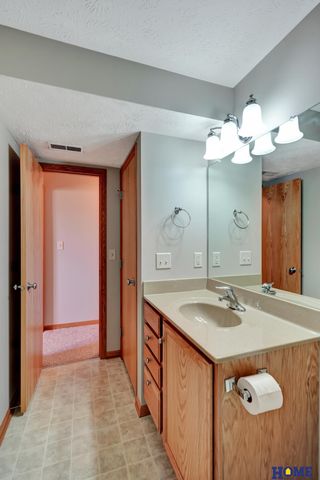 8414 Talon Court, Lincoln, NE 68505