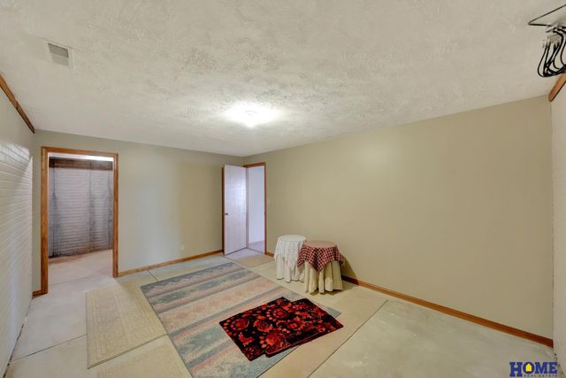 8414 Talon Court, Lincoln, NE 68505