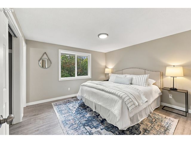 13755 Se 119TH Dr, Clackamas, OR 97015