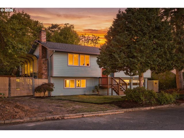 13755 Se 119TH Dr, Clackamas, OR 97015