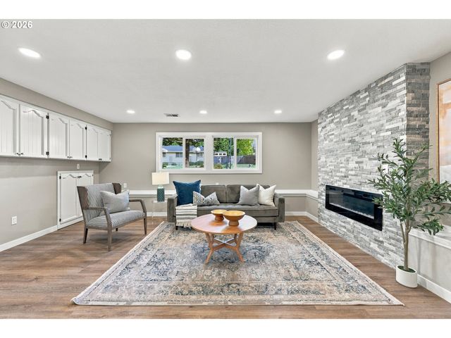 13755 Se 119TH Dr, Clackamas, OR 97015