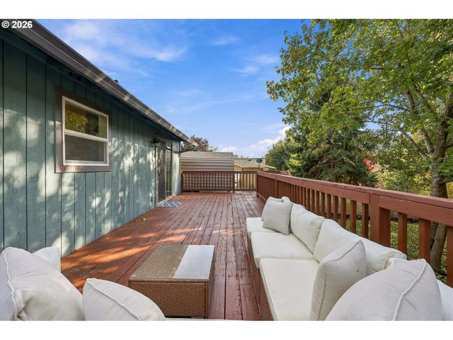 13755 Se 119TH Dr, Clackamas, OR 97015