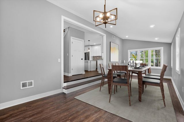 5581 E Main Street, Kalamazoo, MI 49048