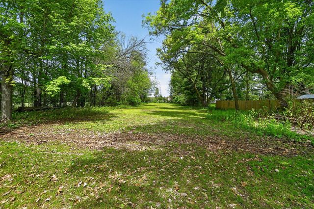 5581 E Main Street, Kalamazoo, MI 49048