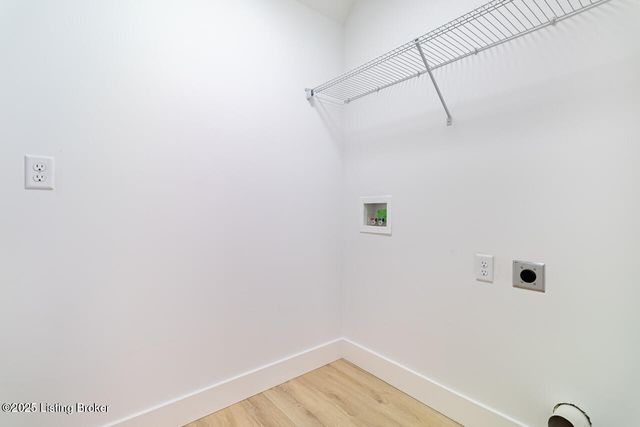 1322 S Preston St, Louisville, KY 40208